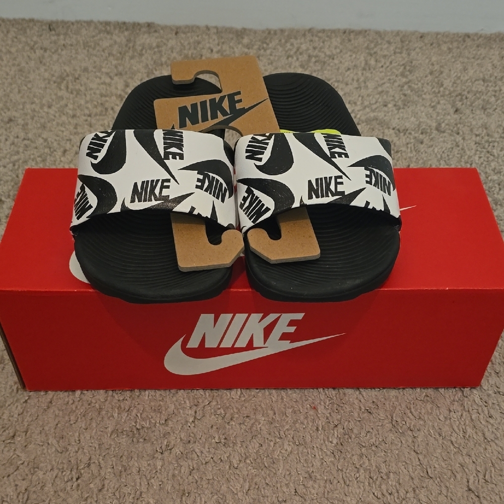 ✅ Nike Kawa Slide SE JDI – White/Black – Kids Size 3Y – AUTHENTIC